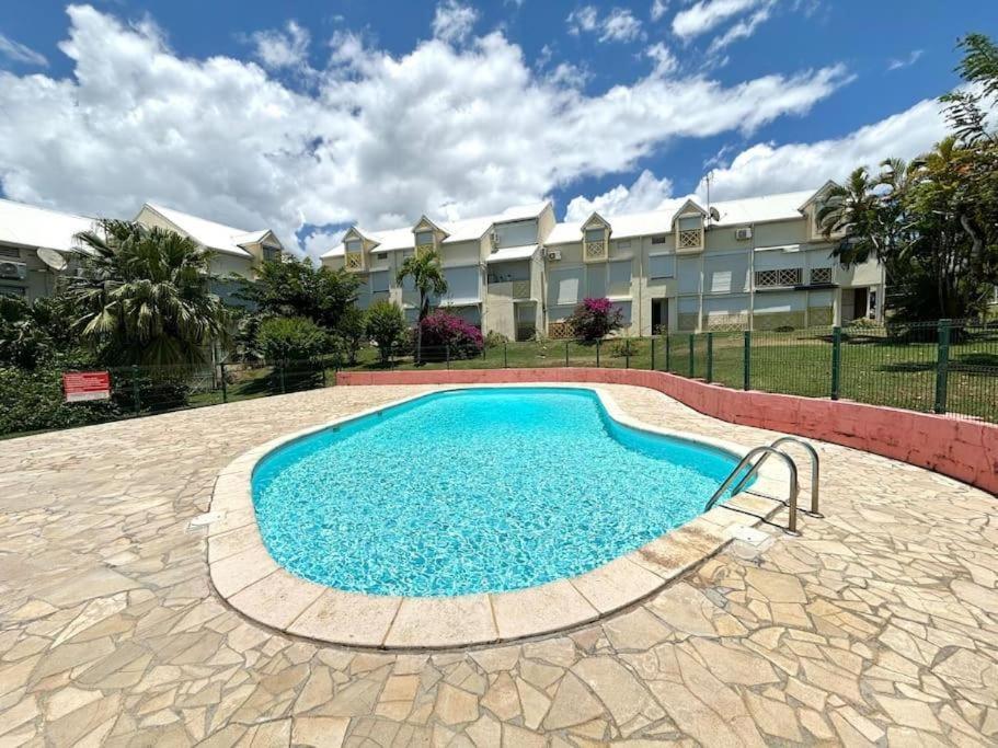 Le Studio Oncle Sam - Acces Piscine Et Plage Ле-Гозье Экстерьер фото